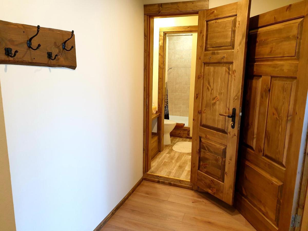 Guest House And Camping Jūrkalne 외부 사진